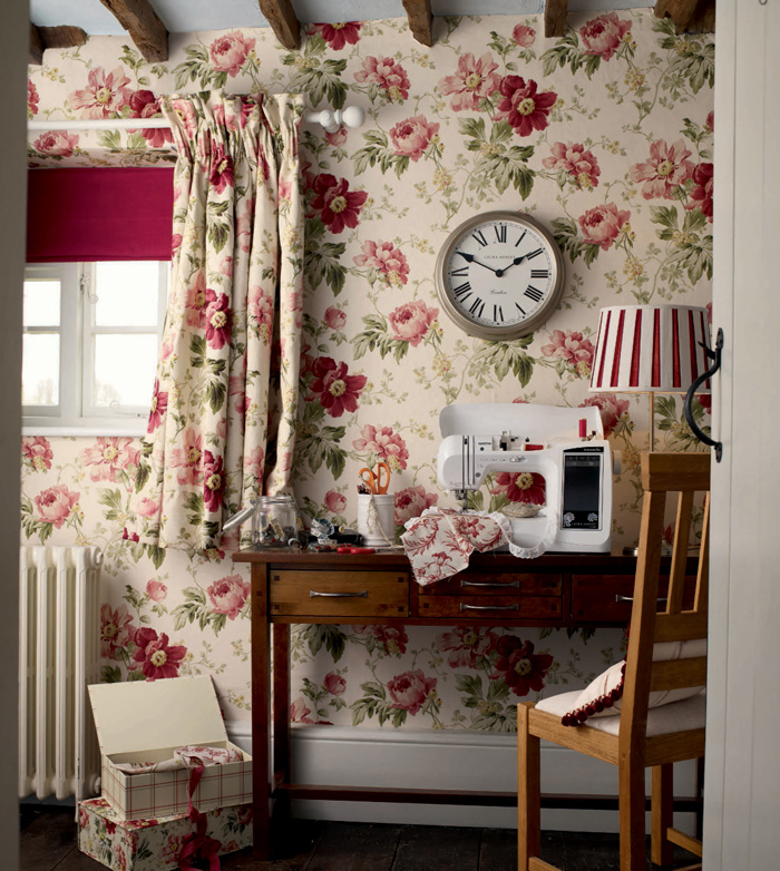 обои и шторы с цветочным принтом обои и шторы с цветочным принтом