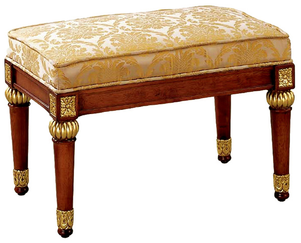 деревянный пуфик с золотыми узорами деревянный пуфик с золотыми узорами